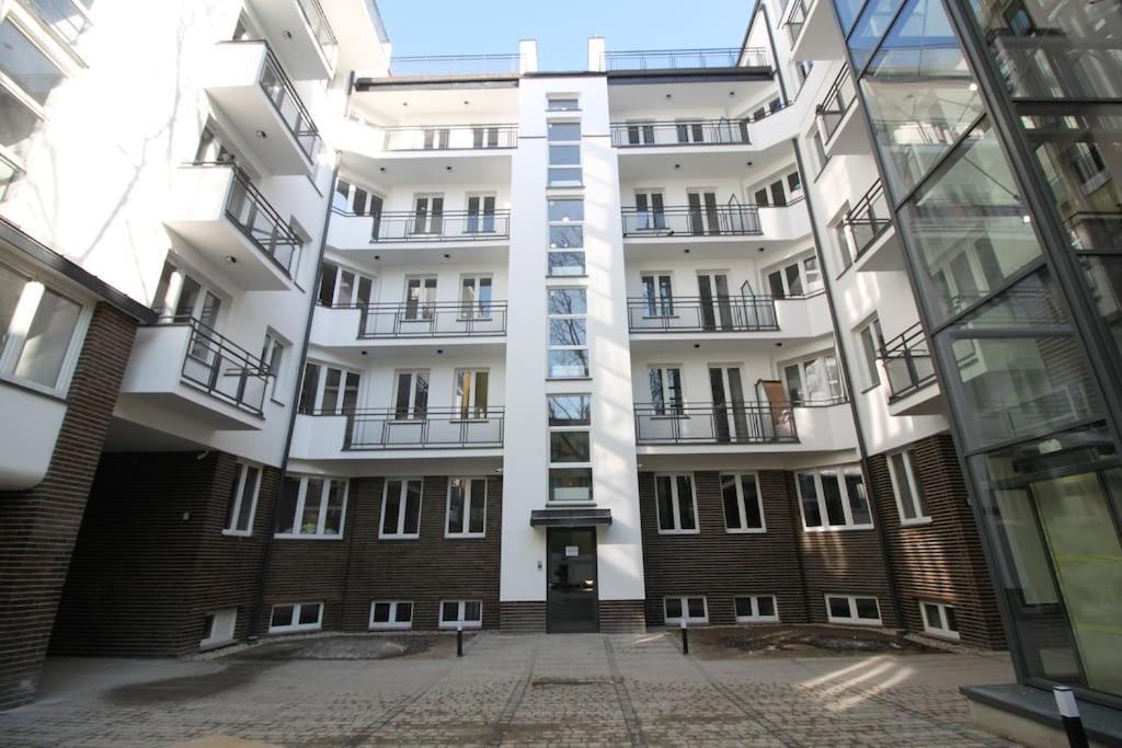 Lovely Condo In The Heart Of Warsaw Piekne Mieszkanie W Samym Sercu Warszawy Dış mekan fotoğraf