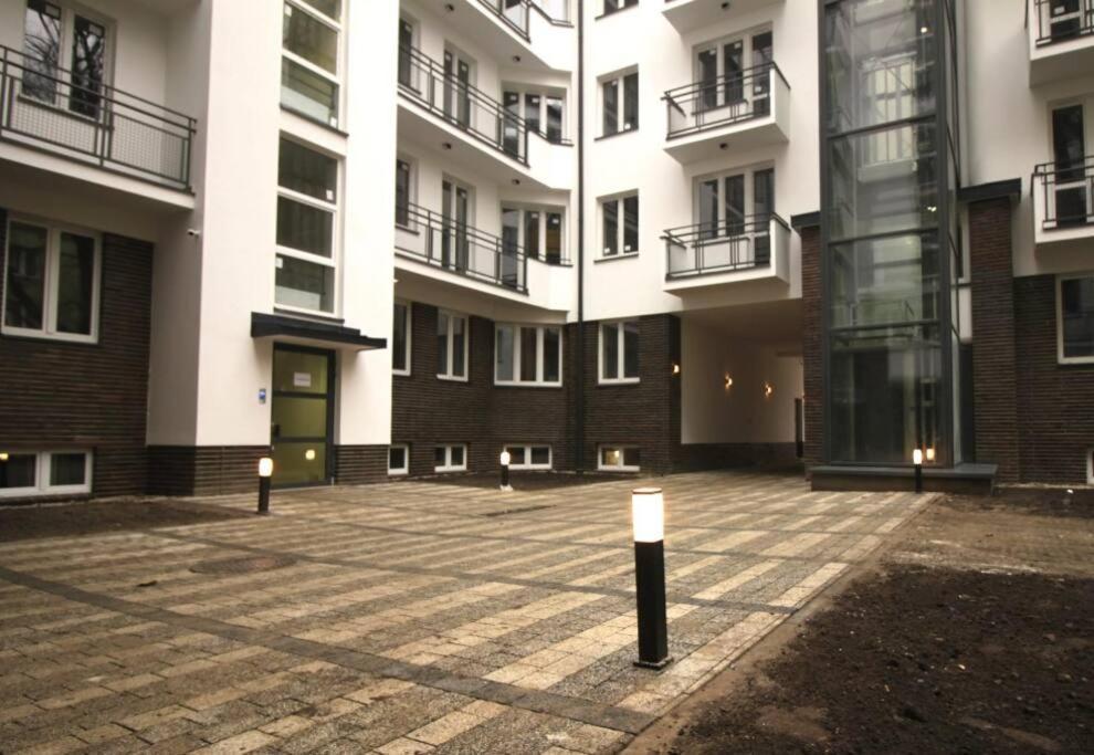 Lovely Condo In The Heart Of Warsaw Piekne Mieszkanie W Samym Sercu Warszawy Dış mekan fotoğraf